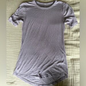 Lavender lululemon tee